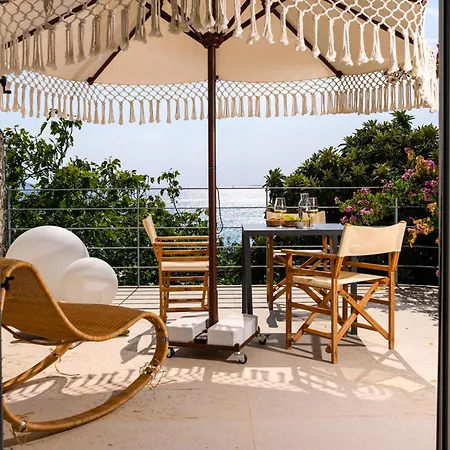 펜션 Seafront House Casa Flora